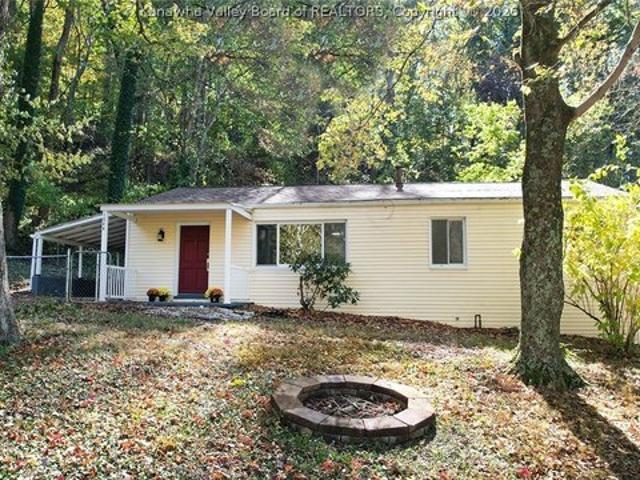 House for sale in Dunbar, West Virginia