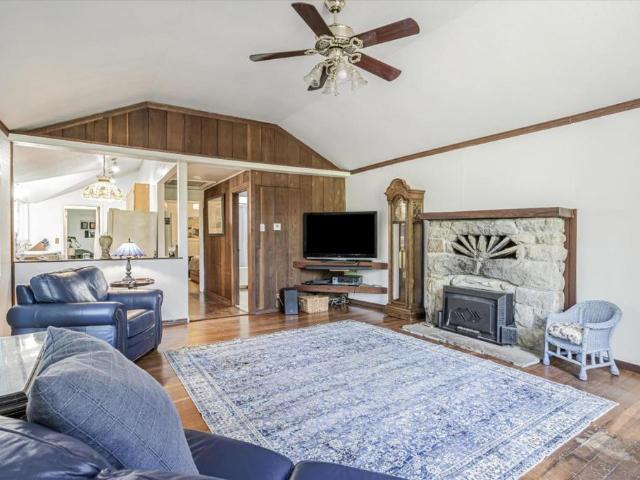 House for sale in Brookdale, California