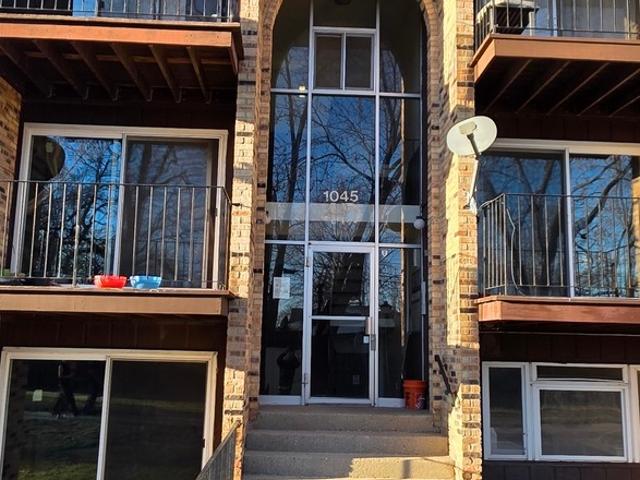 Condo for sale in Hoffman Estates, Illinois