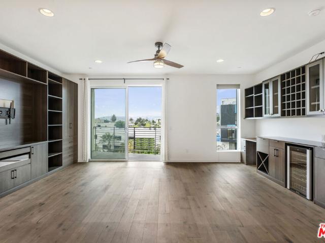 Property for rent in Canoga Park, California