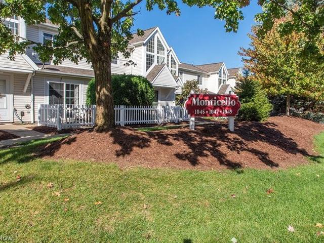 Townhouse for sale in Medina, Medina County