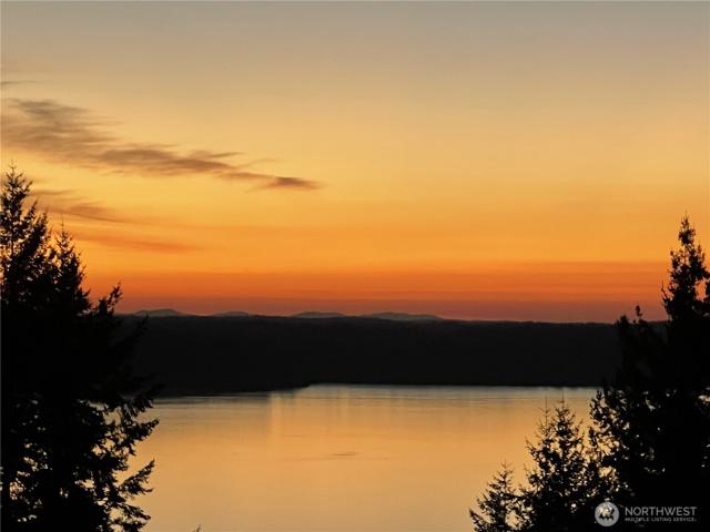House for sale in Fox Island, Washington