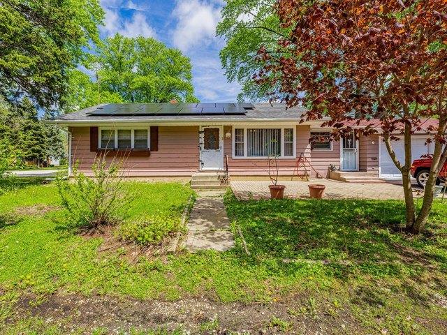 House for sale in Aurora, Illinois