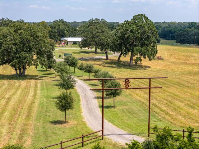 Land for sale in Lexington, Texas