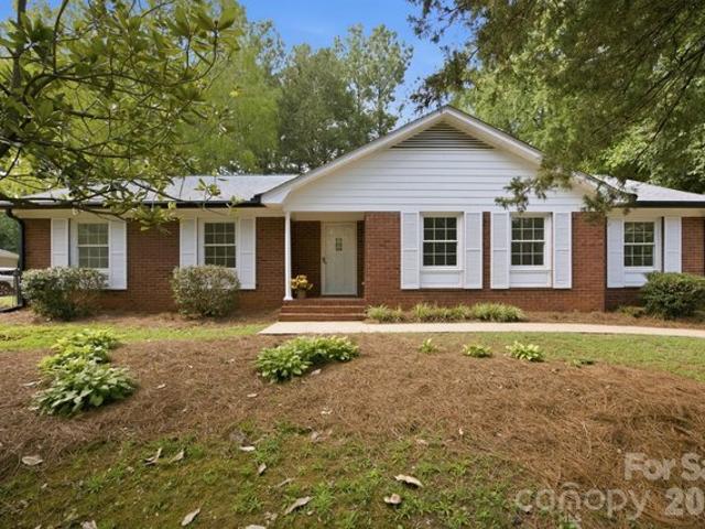 House for sale in Mooresville, North Carolina