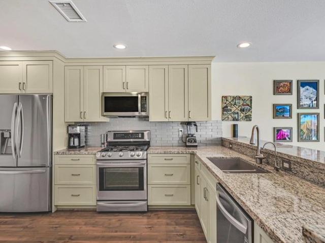 Condo for sale in Solana Beach, California