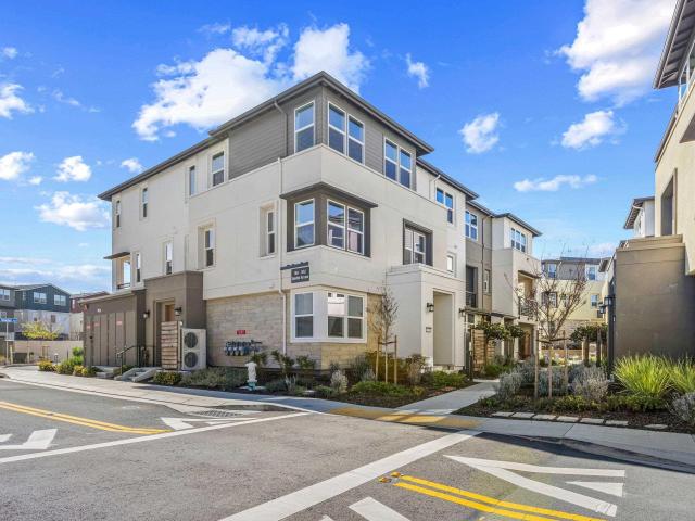 Condo for sale in San Ramon, California