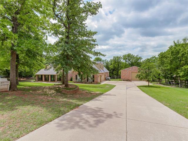 House for sale in Edmond, Oklahoma