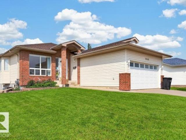 House for sale in Wedgewood, Alberta