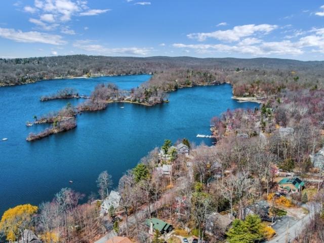 House for sale in Glenwood, New Jersey