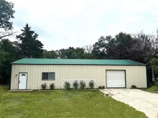 House for sale in Corsicana