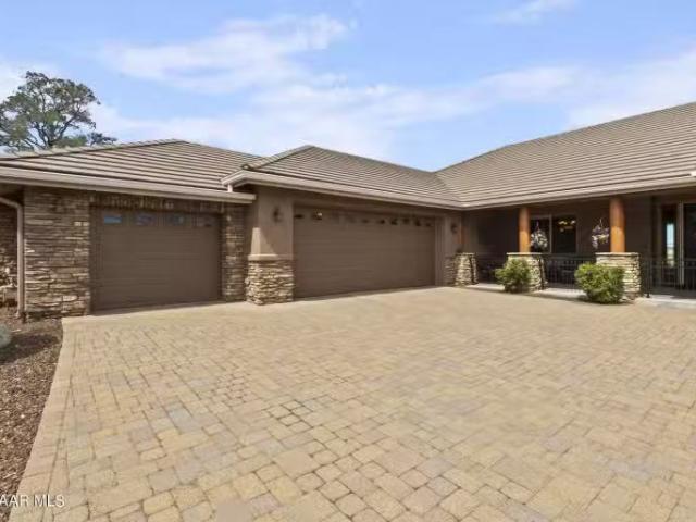 House for sale in Prescott Valley