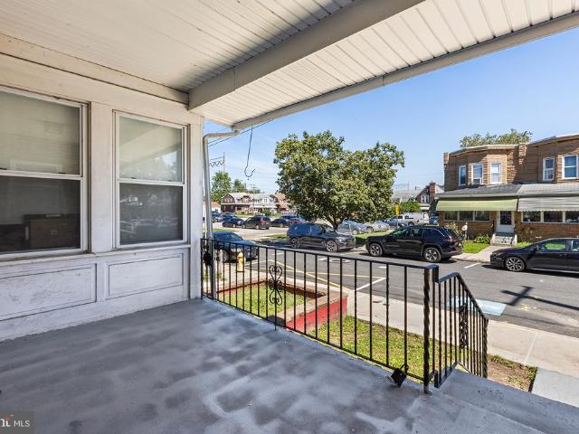Townhouse for sale in Marcus Hook, Delaware County