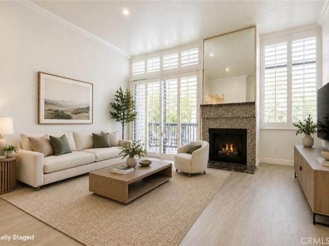 Condo for sale in Canoga Park, California