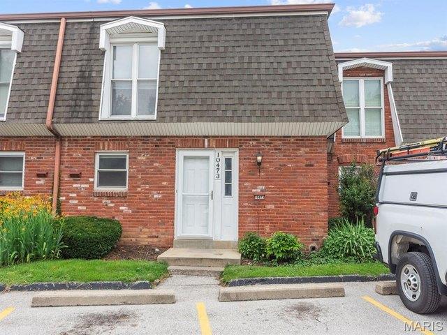 Condo for sale in Creve Coeur, Missouri