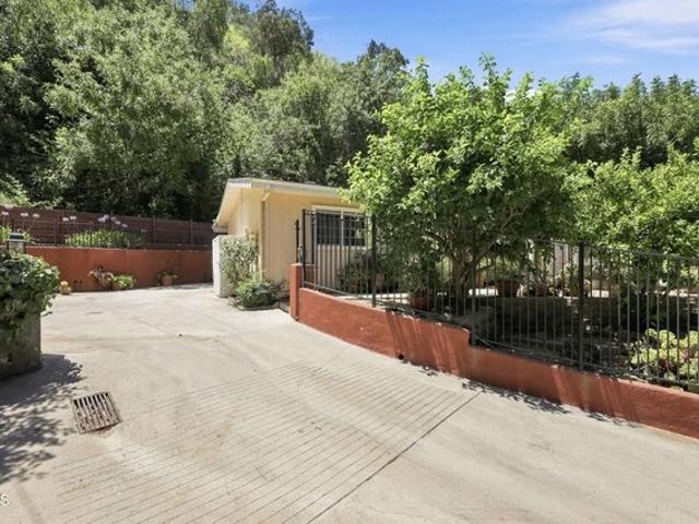 House for sale in Santa Paula, California