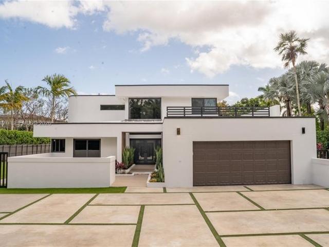 House for sale in Pinecrest, Florida