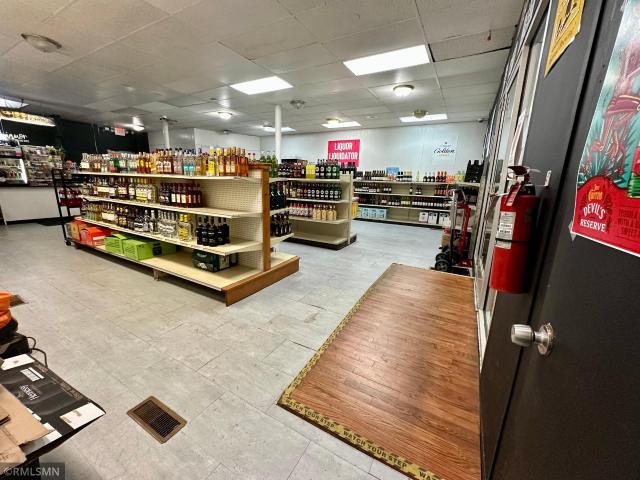 Commercial for sale in Dayton's Bluff, Ramsey