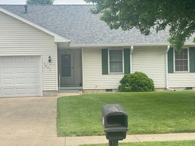Condo for sale in Clinton, Illinois