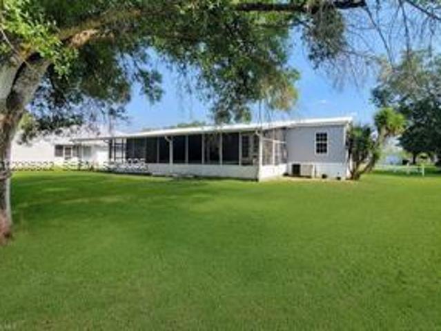 Property for sale in Moore Haven, Florida