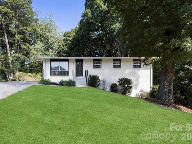 House for sale in Mecklenburg, North Carolina