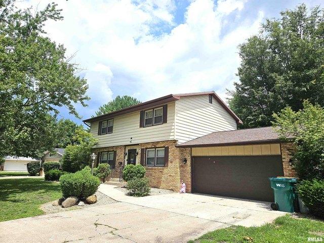 House for sale in Galesburg, Illinois