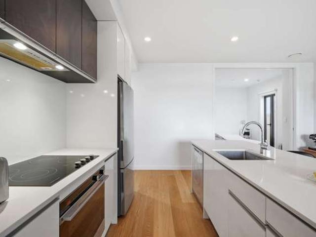 Apartment for sale in Takapuna