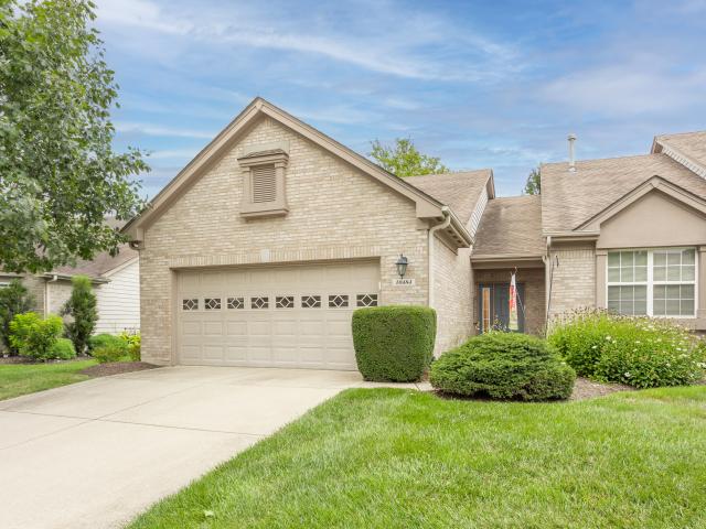 Condo for sale in Muir Woods, Fishers