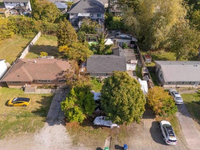 House for sale in City Centre, Surrey