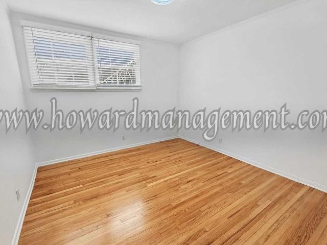 Apartment for rent in Canoga Park, California