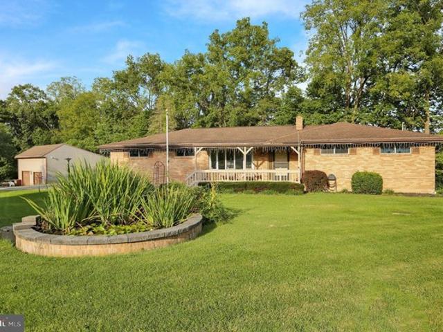 House for sale in Leesport, Berks County