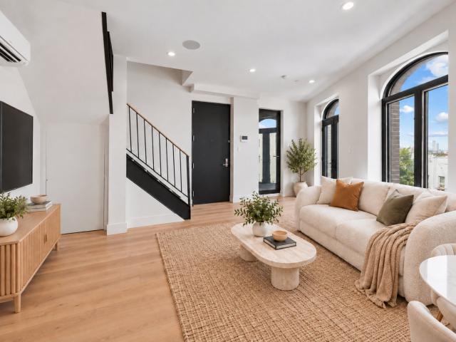 Condo for sale in Arverne, New York