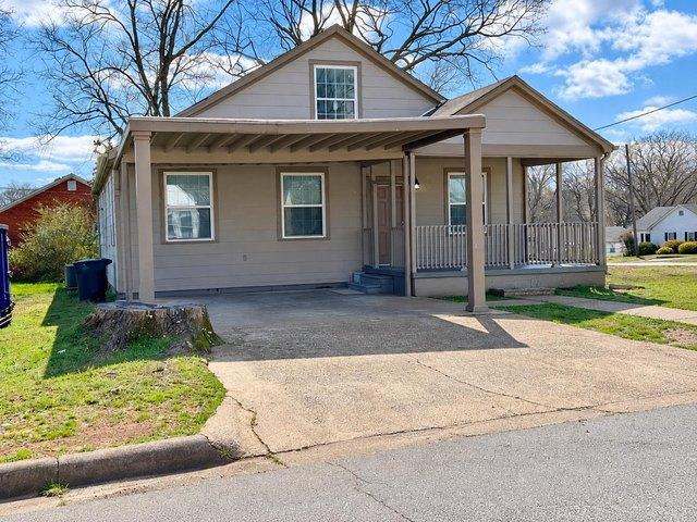 House for sale in Jackson Heights, Florence