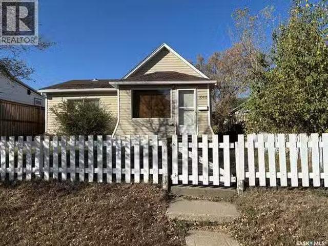 House for sale in Moose Jaw, Saskatchewan