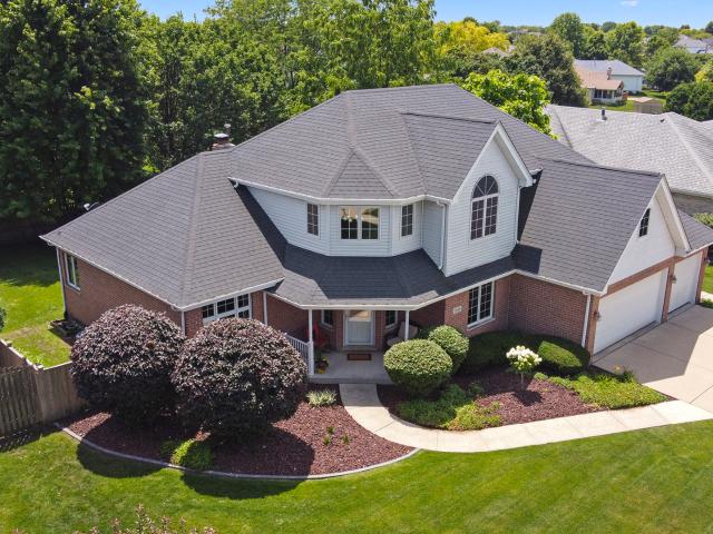 House for sale in New Lenox, Illinois