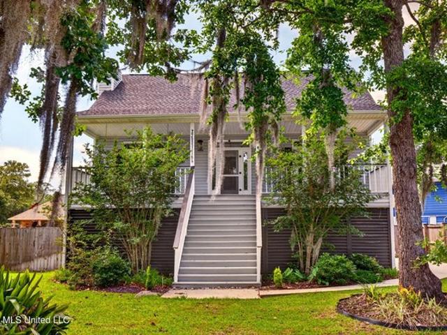 House for sale in Biloxi, Mississippi