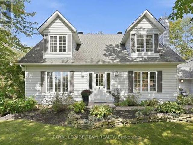 House for sale in North Dundas, Ontario