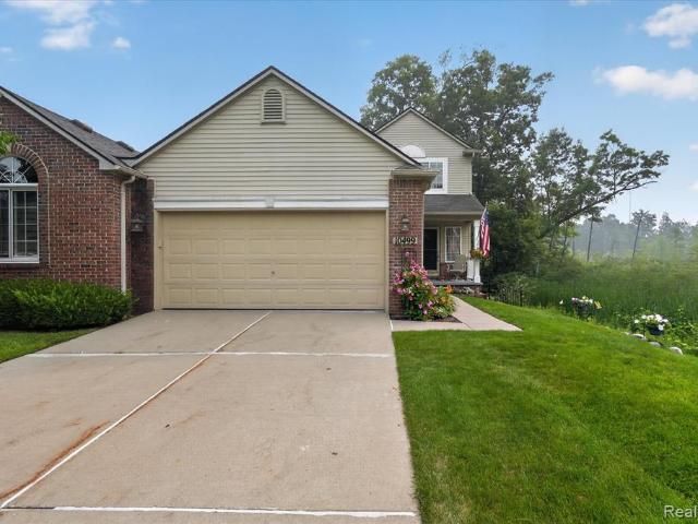Condo for sale in Hartland, Michigan