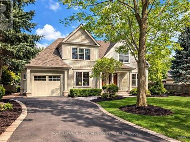 House for sale in Oakville, Ontario