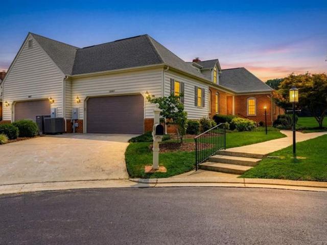 Townhouse for sale in Virginia