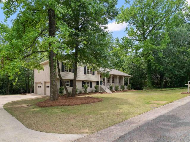 House for sale in Hoover, Alabama