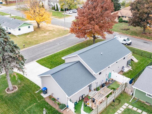House for sale in Neenah, Winnebago County