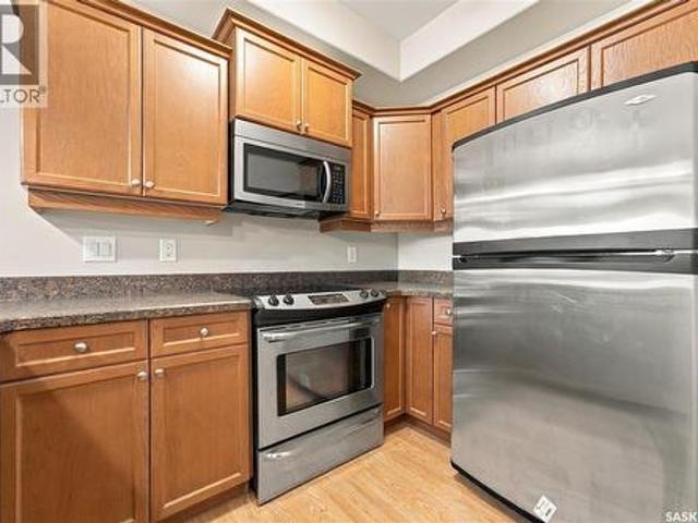 Condo for sale in Holliston, Saskatoon