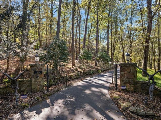 House for sale in Renfrew, Pennsylvania
