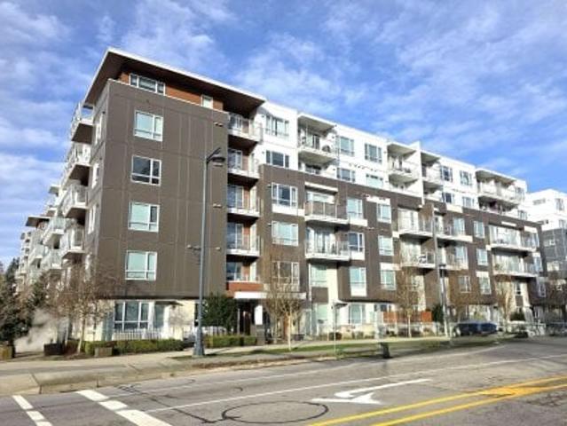 Apartment for sale in Surrey, British Columbia
