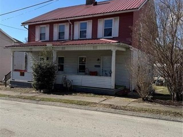 House for sale in Mount Pleasant, Pennsylvania