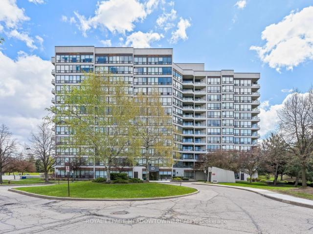 Condo for sale in Woburn, Ontario