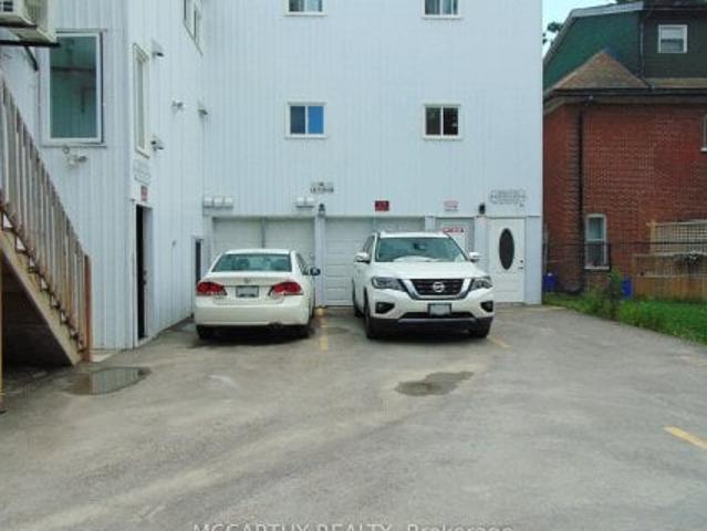Office for rent in Dufferin, Ontario