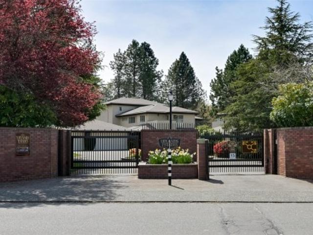 House for sale in Oak Bay, British Columbia