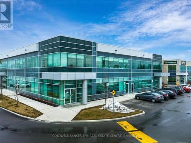 Commercial for rent in Milton, Ontario